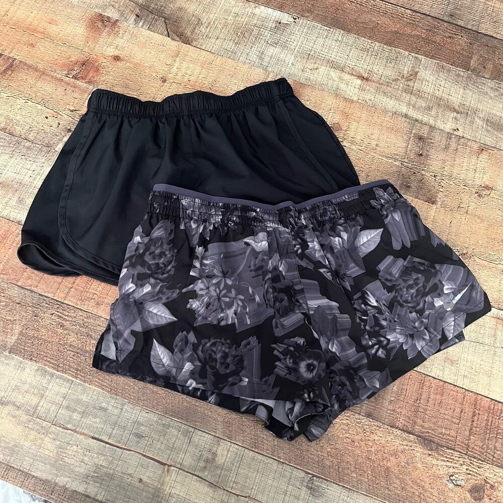 Nike Bundle Black & Floral DriFit Drawstring Lined Pockets Running Shorts Sz M